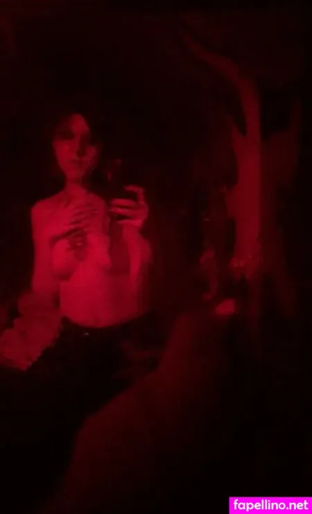 Vapew0rm OnlyFans Thumbnail #cFjI33cyHp