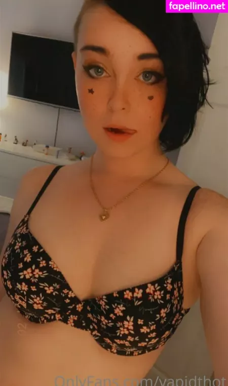 Vapidthot OnlyFans Thumbnail #M3MqWleVH0