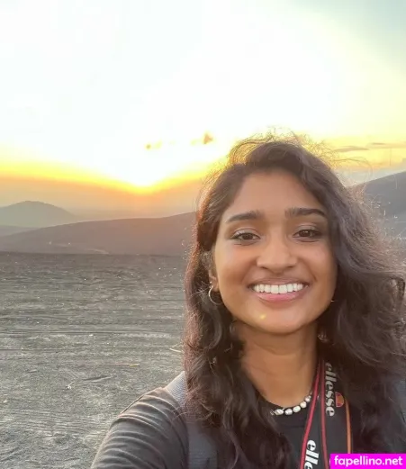 Varada Sethu OnlyFans Thumbnail #n53UgcaZz6