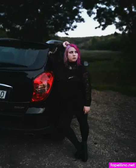 Varga Gloria OnlyFans Thumbnail #r5YesfEX7t