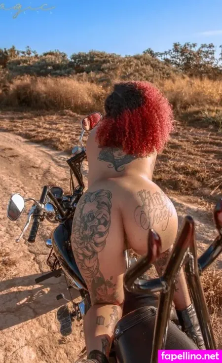 Varias Em Um OnlyFans Thumbnail #z5OQWv8KgJ