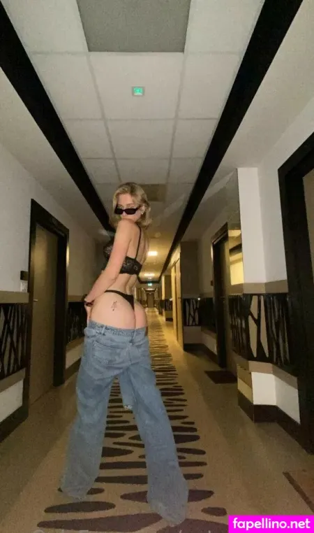 Vatacukrova OnlyFans Thumbnail #84yqWQ4zAS