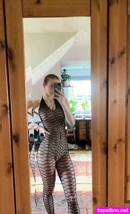 Vatacukrova OnlyFans Thumbnail #B3y6pPdpUR