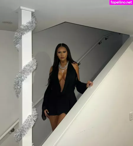 Vaynenz OnlyFans Thumbnail #YHBM2t5vzg