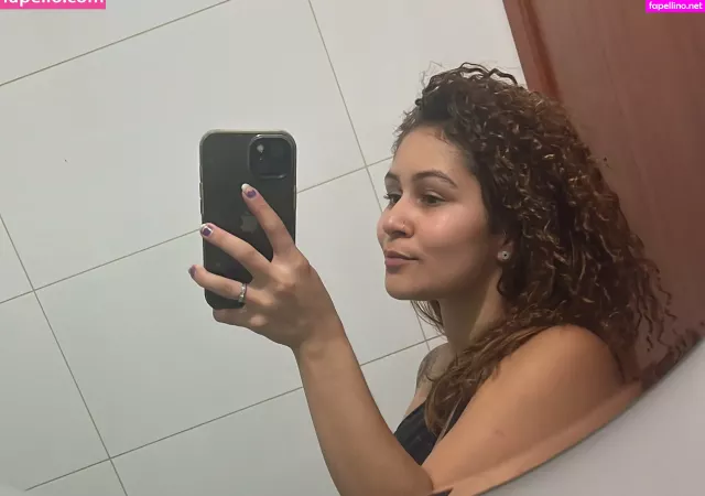 Vbeatrizz OnlyFans Thumbnail #IKD84nly3T