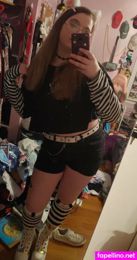 Vcollins OnlyFans Thumbnail #g2R9CwRspu