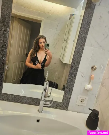 Vdarquise OnlyFans Thumbnail #irWodJ20HL