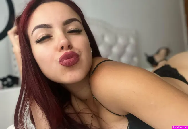 Veckyfox OnlyFans Thumbnail #9rL1hwBMqJ