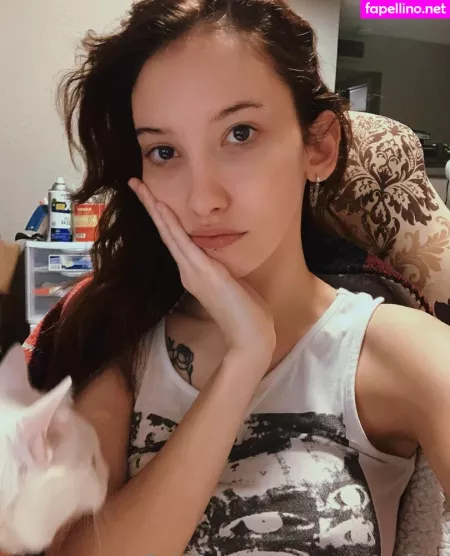 Veenacosfree OnlyFans Thumbnail #lyCXJr9SWX