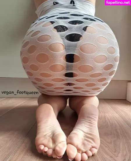Vegan Footqueen OnlyFans Thumbnail #ElSj6JPO1Z