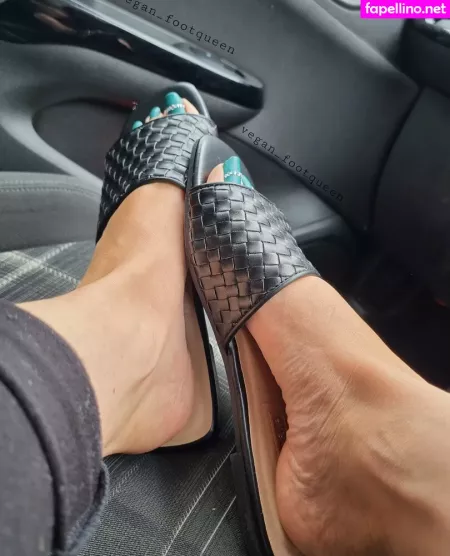 Veganfootqueen OnlyFans Thumbnail #tR7ODtNNn8