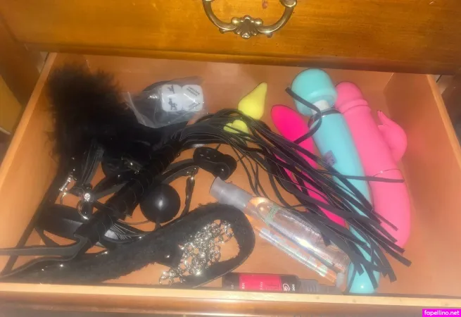 Vegaskitten97 OnlyFans Thumbnail #IByVvV6NSV