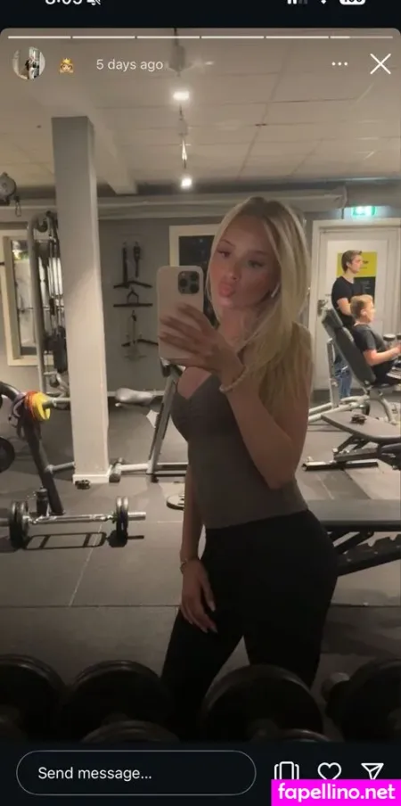 Veira Larsson OnlyFans Thumbnail #W2BhYbqqyU