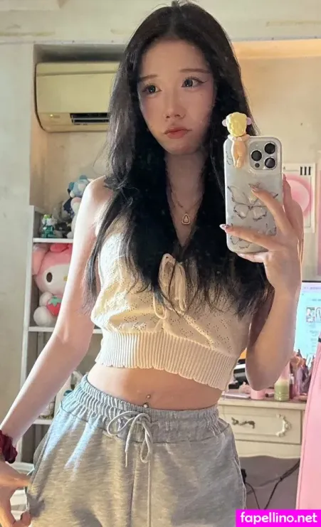 Vellezy OnlyFans Thumbnail #QsbsSpyhmz