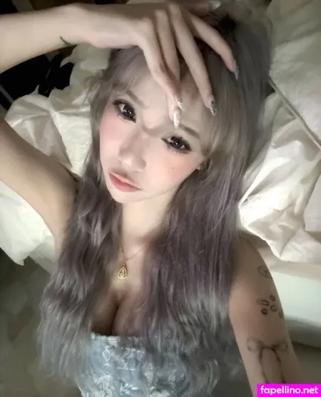 Vellezy OnlyFans Thumbnail #X0y7N3zuAb