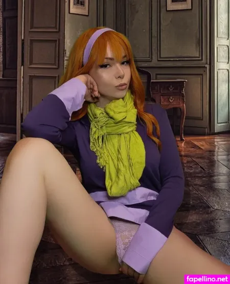 Velma Daphne Cosplay Main Profile Photo