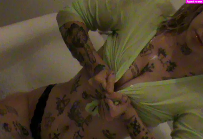 Velvetears OnlyFans Thumbnail #JUh3kNXjD9