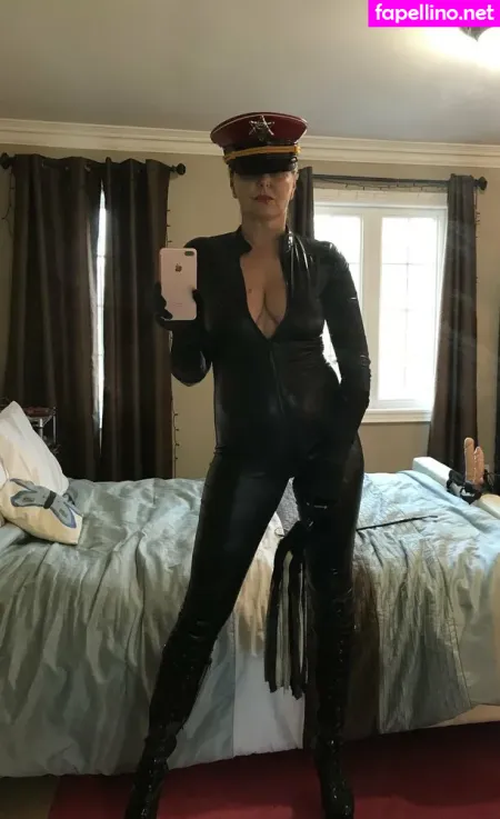 Velvetskye OnlyFans Thumbnail #twLjp6whB7