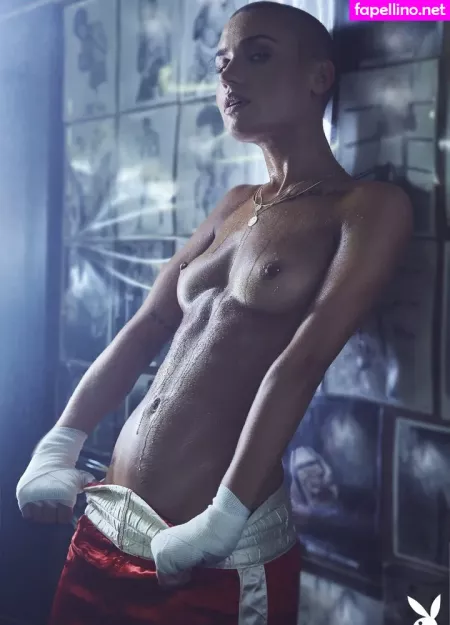 Vendela Lindblom OnlyFans Thumbnail #0vK5E3B224