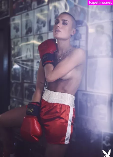 Vendela Lindblom OnlyFans Thumbnail #o3e5DZ5lze