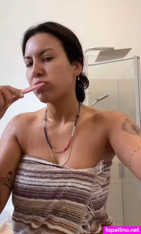 Vendewaa OnlyFans Thumbnail #7hajfMhNd7