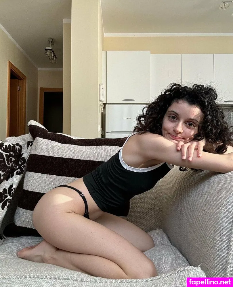 claudiasuracee_, venere_battisti Nude Leaked OnlyFans Photo #4ua5sEepVl