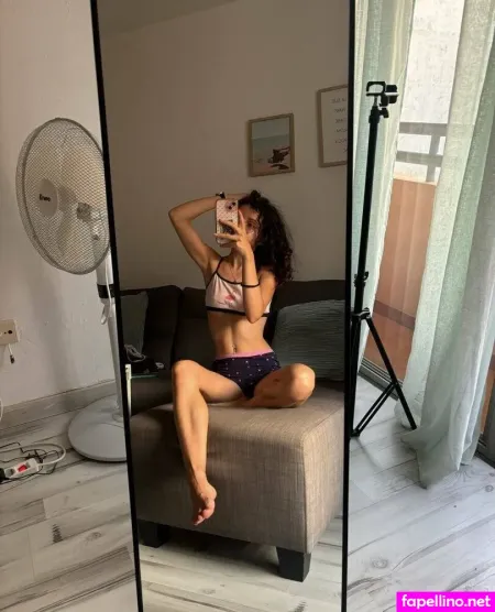 Venere Battisti 1 OnlyFans Thumbnail #YZIFRNM9pr