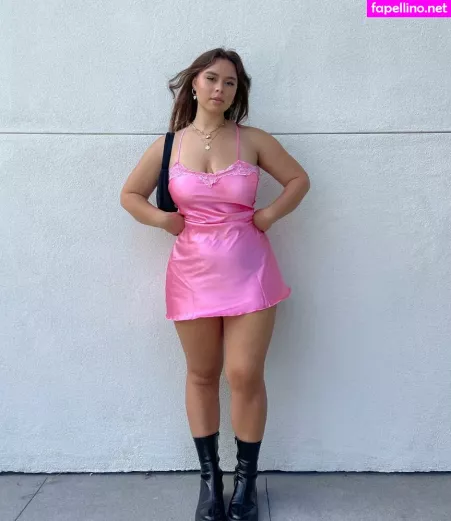 Venezia Cruz OnlyFans Thumbnail #KN8VnAqRkQ
