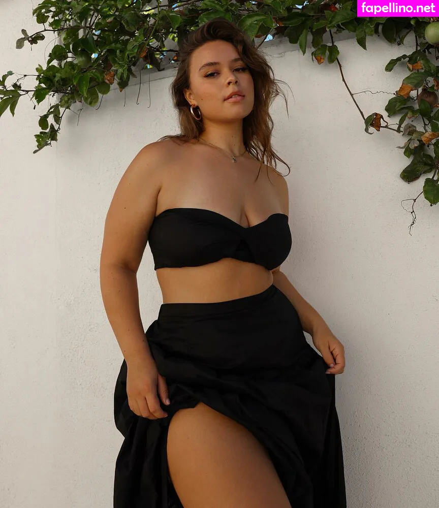 va.cruz, veneziacruz Nude Leaked OnlyFans Photo #rM6x6KU0LG