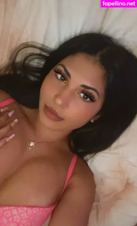 Venezuelan OnlyFans Thumbnail #XbbucdeQty