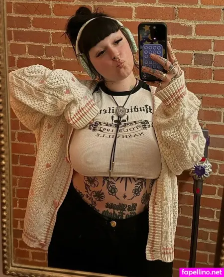 Venicecemetery OnlyFans Thumbnail #4AWUeMUGx8