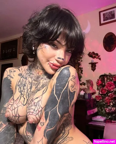 Vennus Sativa 1 OnlyFans Thumbnail #joOKcBKut2