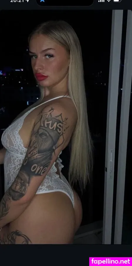 Venomous Baddie OnlyFans Thumbnail #KvcJcWeKnR