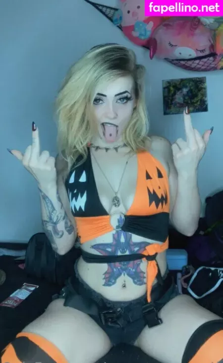Venomroseexotic OnlyFans Thumbnail #4NT9U5fSNi