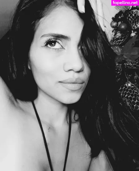 Venus 22 OnlyFans Thumbnail #Fa724kbBZ2