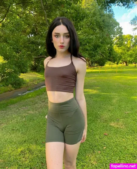 Venus Moorez OnlyFans Thumbnail #9GeV8vX1aN