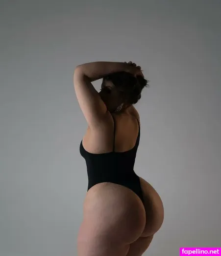 Venus Rubens OnlyFans Thumbnail #lOprwKFjD7