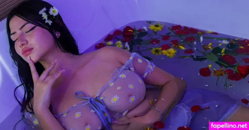 Venus Tay OnlyFans Thumbnail #1lD0rO4m9g