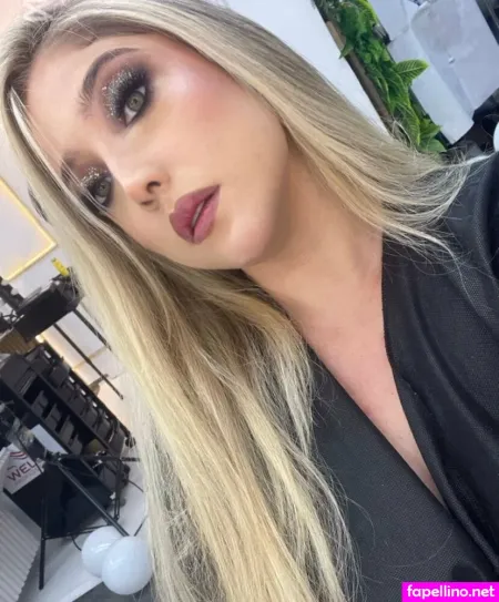 Venusblonde OnlyFans Thumbnail #Z9vi0TIH7w