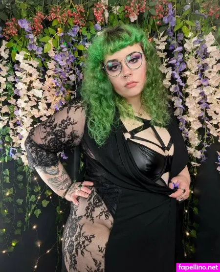 Venusfawnfreepage OnlyFans Thumbnail #zLSOUTEfVL