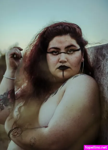 Venusina OnlyFans Thumbnail #VCW6fr7Q28