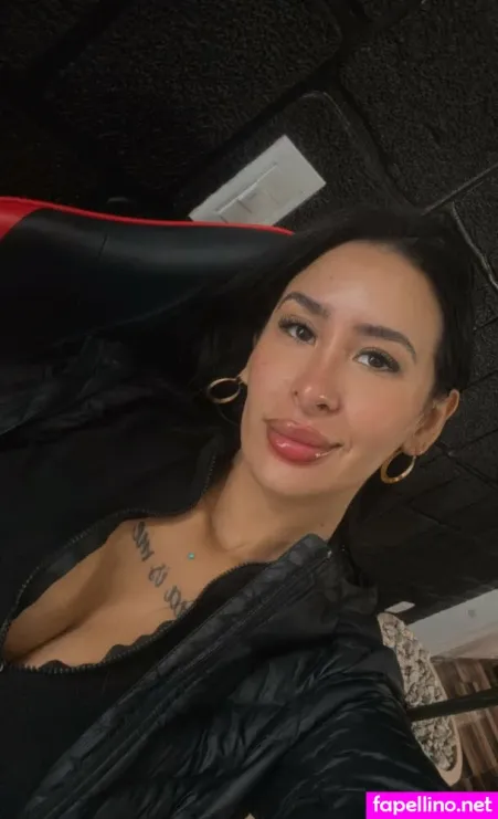 Venusleone OnlyFans Thumbnail #ucecxOQyYG