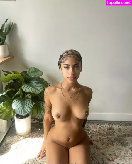 Venusmarquez OnlyFans Thumbnail #1eAxLnyQl0