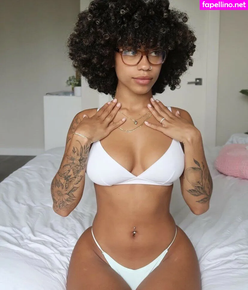 thevenusdesire, thevenusmarquez Nude Leaked OnlyFans Photo #8ioT1oiAeG