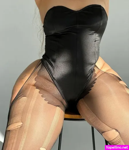 Venusrubens OnlyFans Thumbnail #QeH9HTon9T