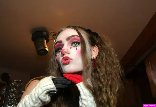 Venusvelantinex OnlyFans Thumbnail #xbslJNvB2G