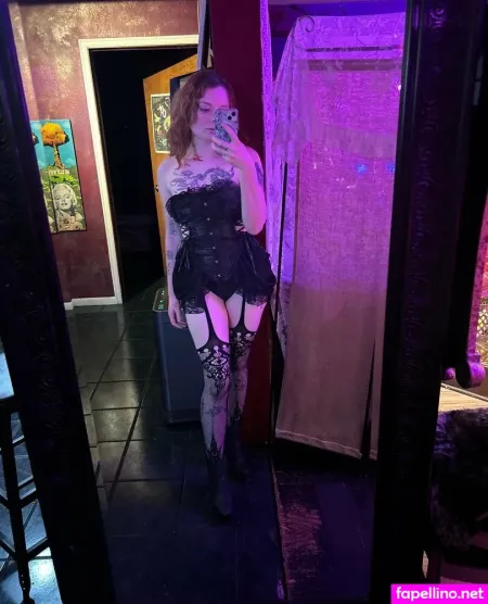 Venuzflitrap OnlyFans Thumbnail #neK3v3miel