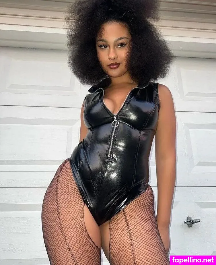 Veondre, veondremitchell Nude Leaked OnlyFans Photo #9tKdqmxX2o