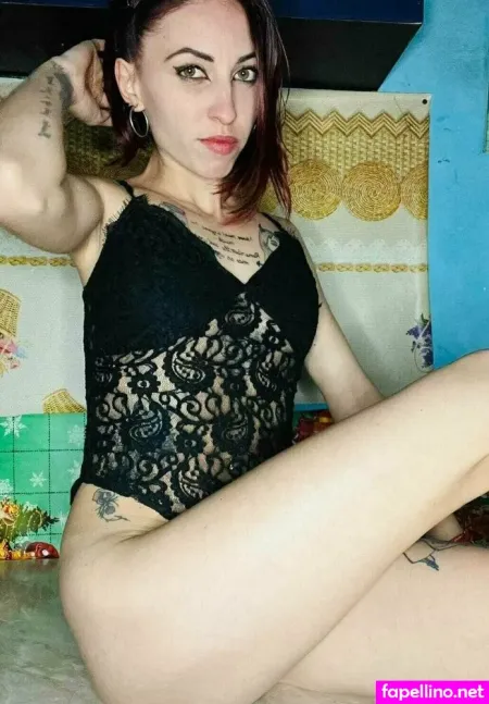 Ver99nica OnlyFans Thumbnail #Sxdqfpw0pF