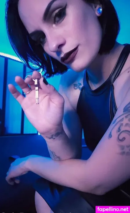 Verafreeacc OnlyFans Thumbnail #YbkSrYNncE